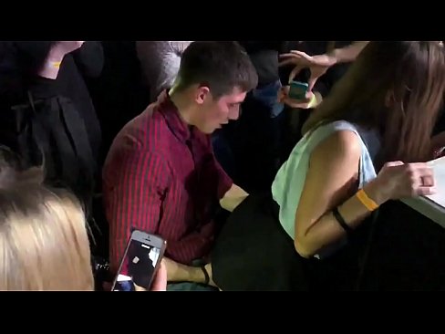 ❤️ ʻO ka moekolohe maoli i loko o kahi hale kalapu ʻo Rūsia. 18-makahiki-kahiko Lūkini kaikamahine i loko o ka anus a me ka vagina fucked i loko o ka nightclub ☑ Fucking video  iā mākou haw.filmepornonline.ru ﹏